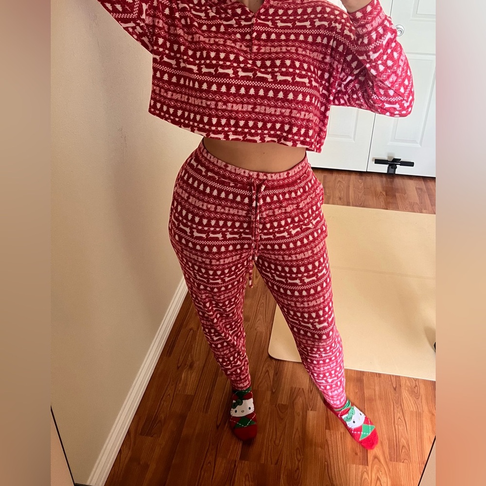 VS Xmas PJ SET - Picture 5 of 15